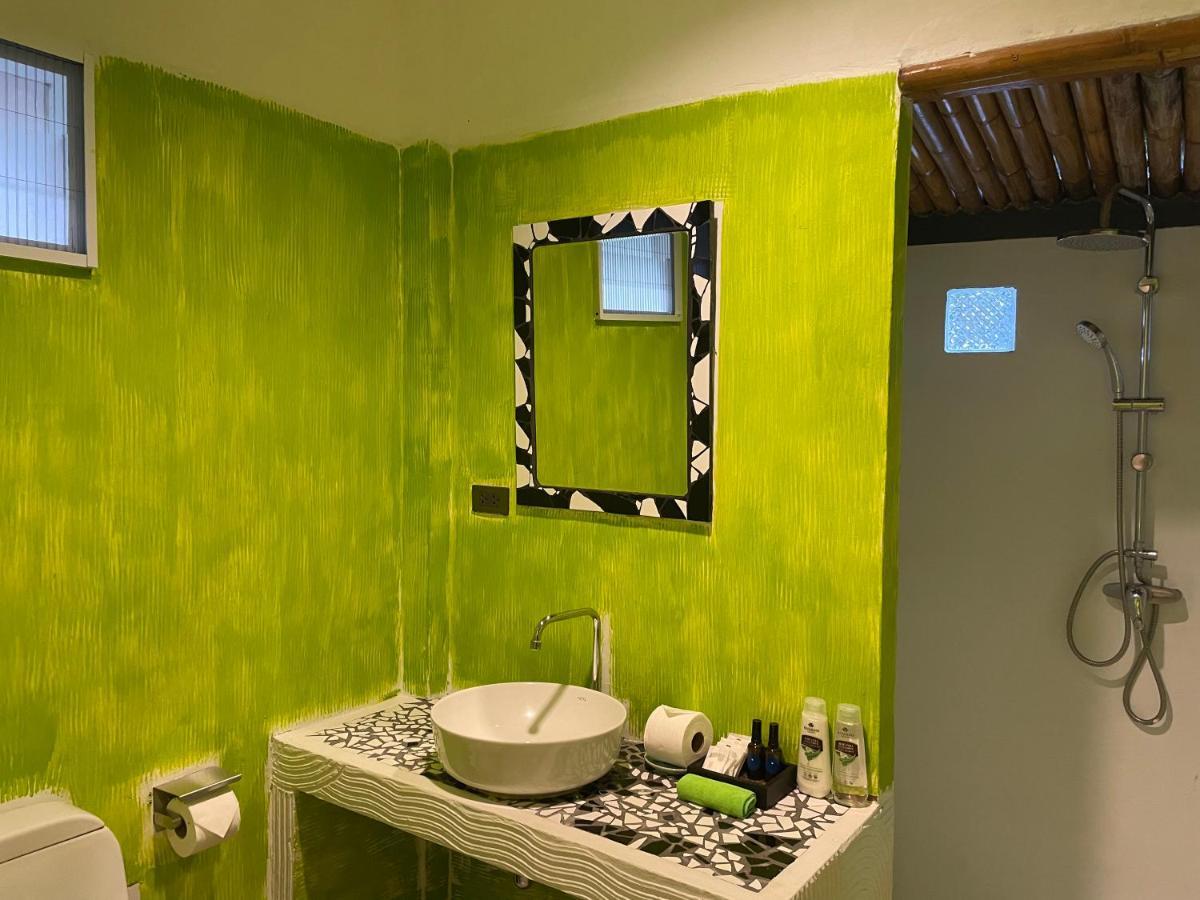 The Pace Phuket Boutique Resort Rawai 외부 사진