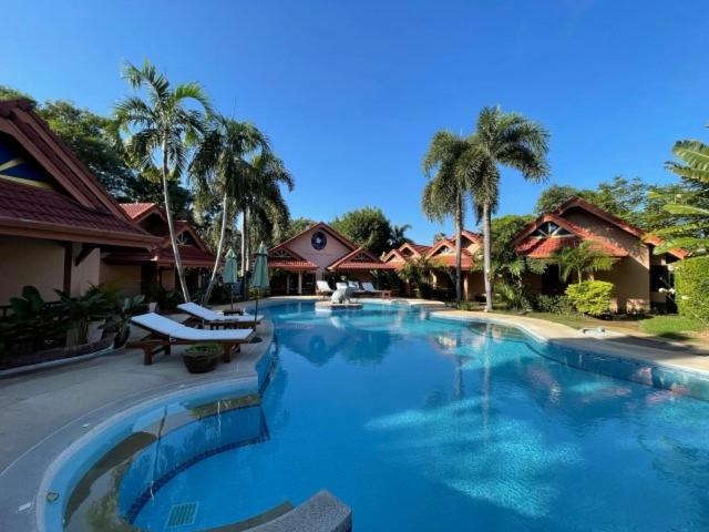 The Pace Phuket Boutique Resort Rawai 외부 사진