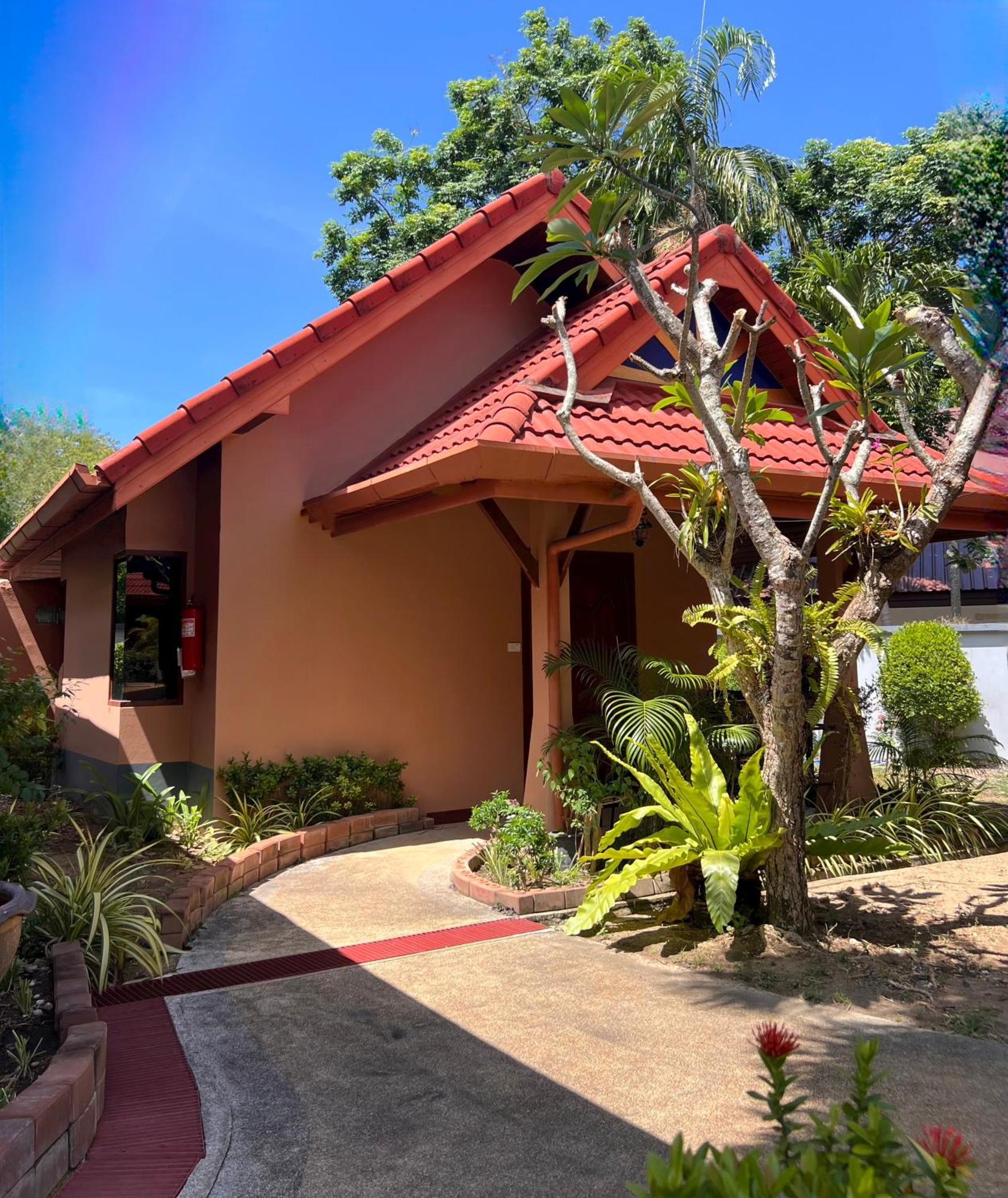 The Pace Phuket Boutique Resort Rawai 외부 사진